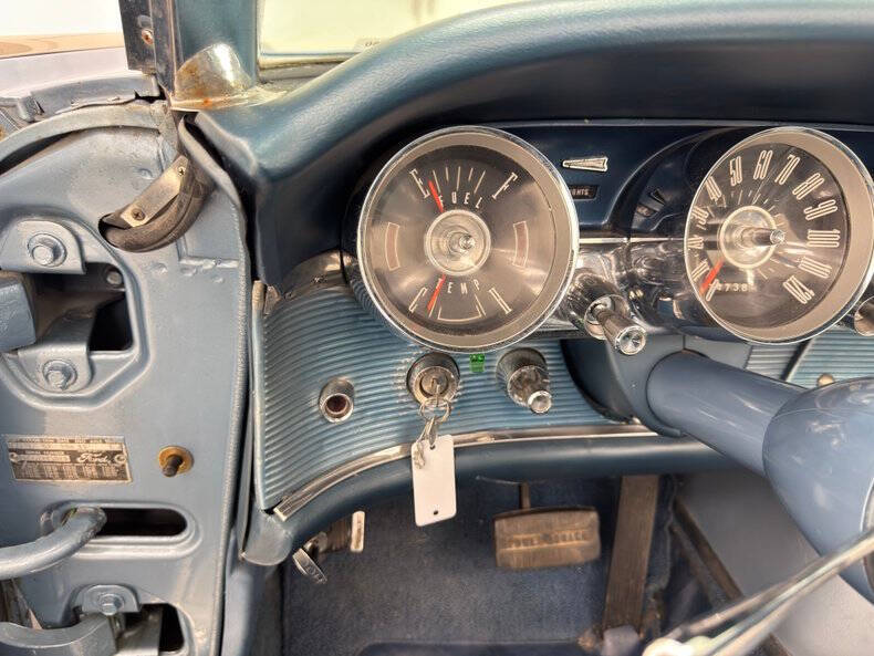 1962 Ford Thunderbird