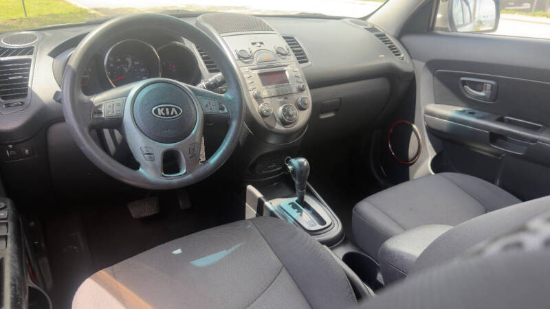 2010 Kia Soul +