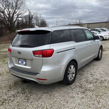 2017 Kia Sedona LX