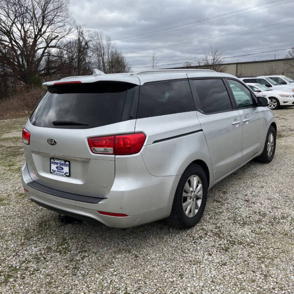 2017 Kia Sedona LX