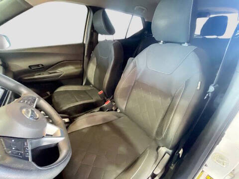 2019 Nissan Kicks S