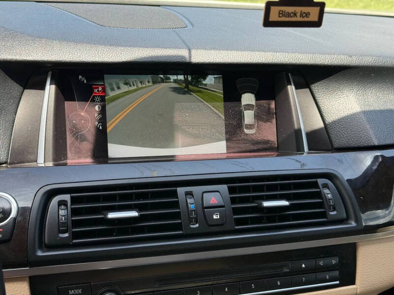 2016 BMW 5 Series 528i