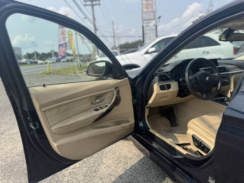 2013 BMW 3 Series 328i