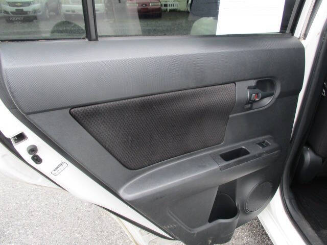 2008 Scion xB