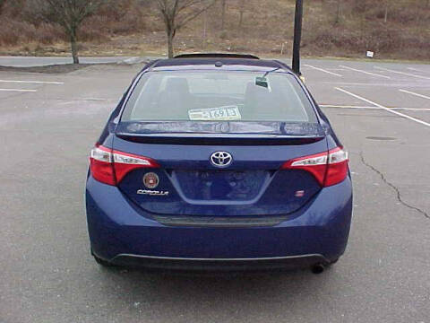 2015 Toyota Corolla S Plus