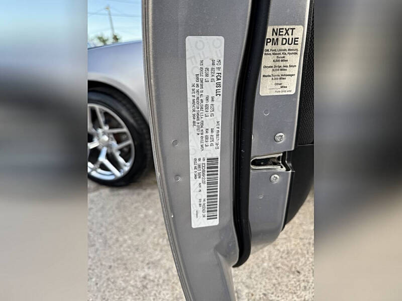 2016 Dodge Charger SE