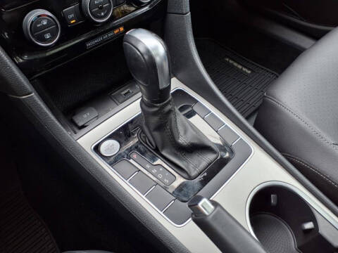 2022 Volkswagen Passat SE