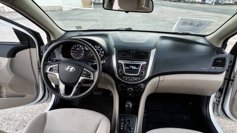 2017 Hyundai Accent Value Edition