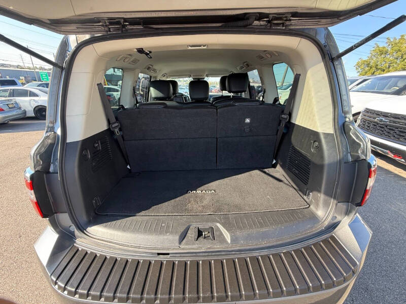 2023 Nissan Armada SV