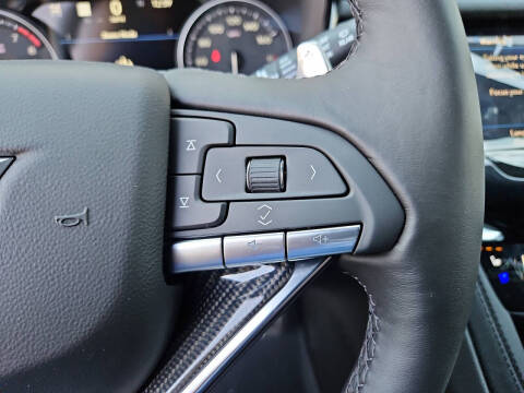 2025 Cadillac XT6 Sport