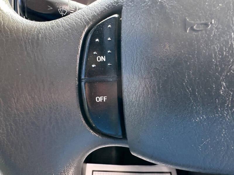 2004 Ford E-Series