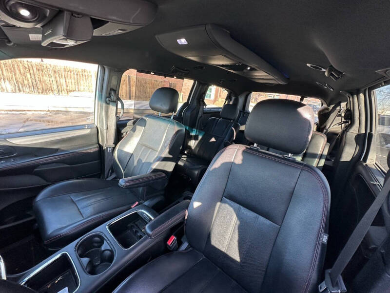 2017 Dodge Grand Caravan GT