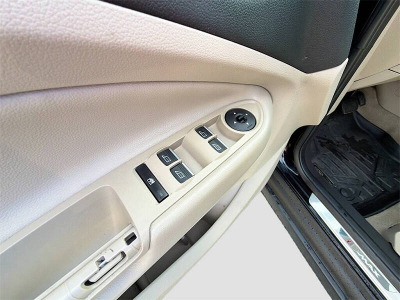 2016 Ford C-MAX Energi SEL