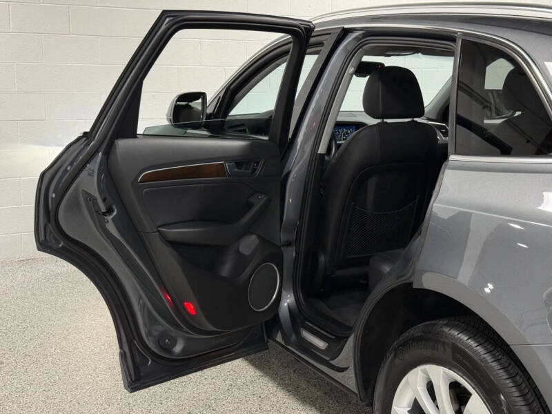 2016 Audi Q5 2.0T quattro Premium Plus