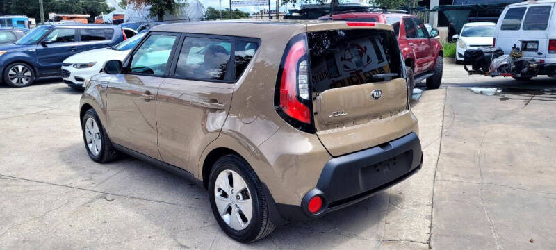 2016 Kia Soul null photo 5