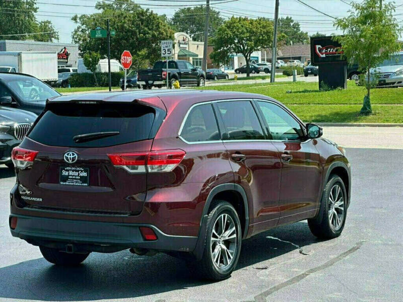 2017 Toyota Highlander LE
