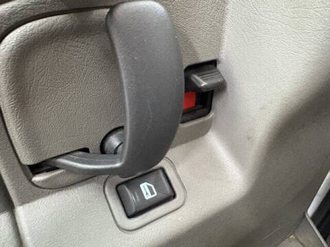 2023 GMC Savana 2500