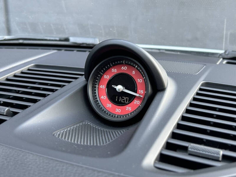 2024 Porsche 911 Carrera T