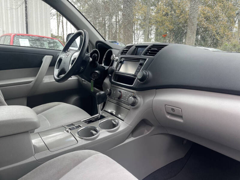 2013 Toyota Highlander Plus