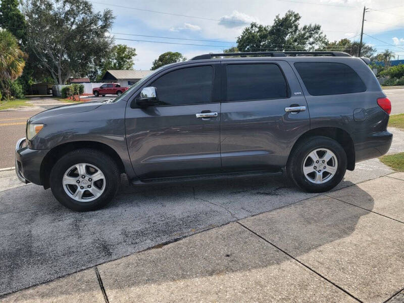 2012 Toyota Sequoia SR5