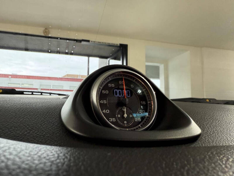 2005 Porsche 911 Carrera