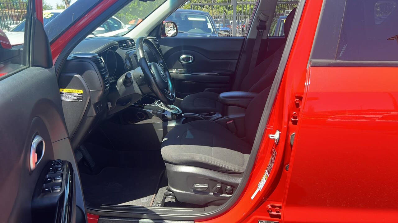 2014 Kia Soul for sale at Auto Plaza in Fresno, CA