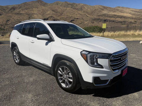 2024 GMC Terrain SLT