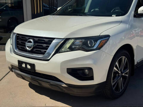 2018 Nissan Pathfinder Platinum