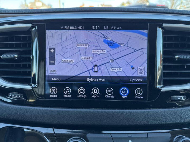 2017 Chrysler Pacifica Touring