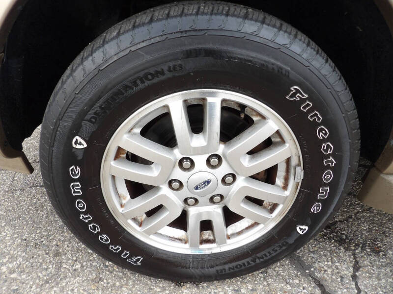 2011 Ford Expedition XLT