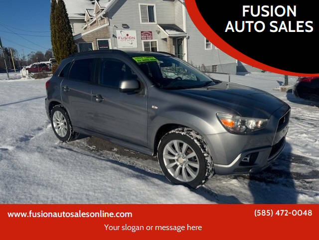 2011 Mitsubishi Outlander Sport SE's photo