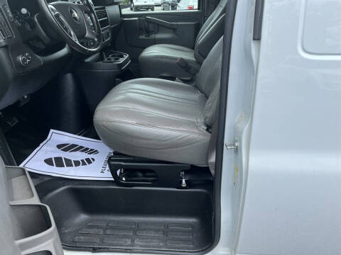 2018 Chevrolet Express 2500