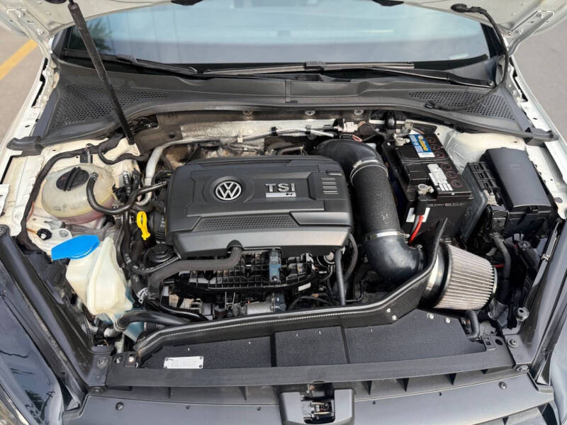 2015 Volkswagen Golf R 4Motion