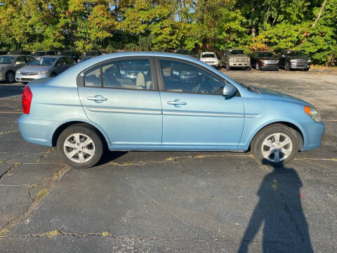 2010 Hyundai Accent GLS