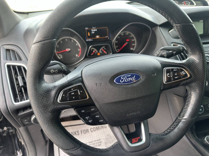 2017 Ford Focus ST