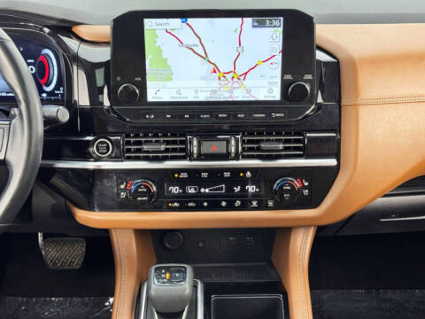 2024 Nissan Pathfinder Platinum