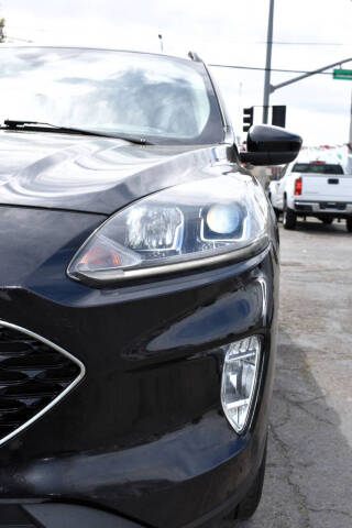 2020 Ford Escape SEL
