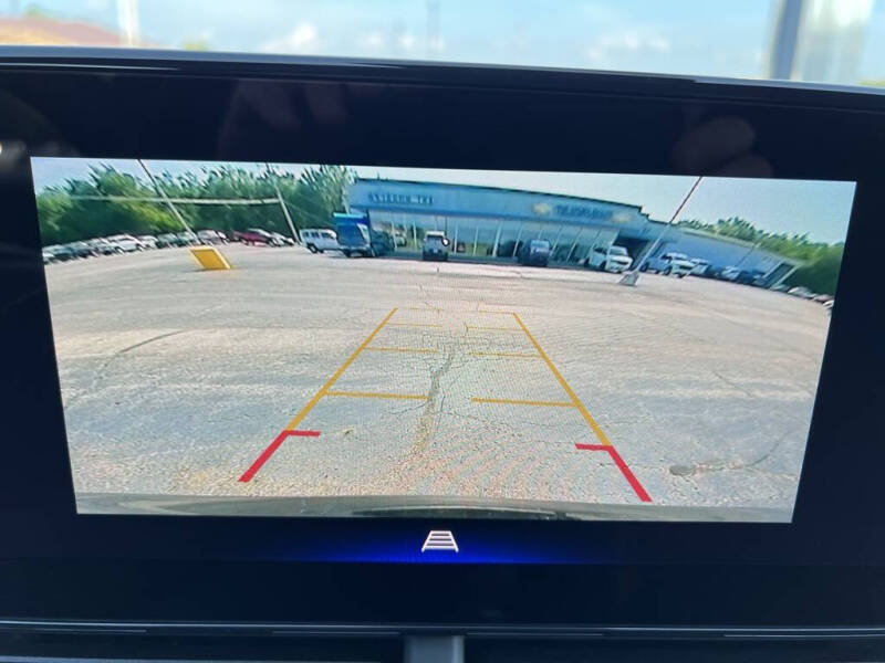 2025 Chevrolet Trax RS