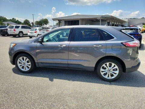2022 Ford Edge Titanium