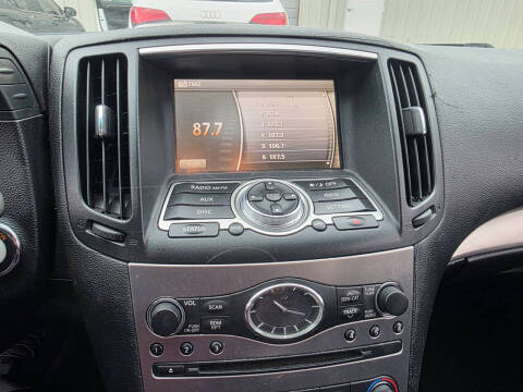 2011 Infiniti G25 Sedan Journey