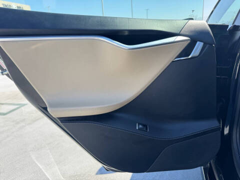 2016 Tesla Model S