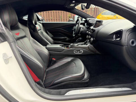 2019 Aston Martin Vantage