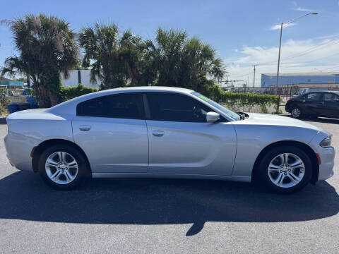 2019 Dodge Charger SXT