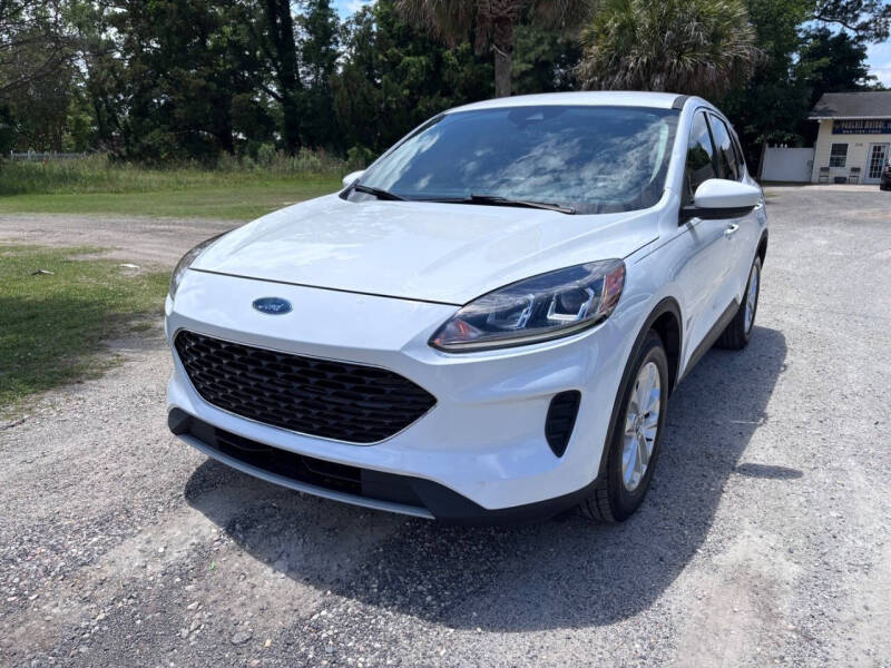 2020 Ford Escape SE