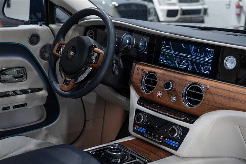 2024 Rolls-Royce Spectre