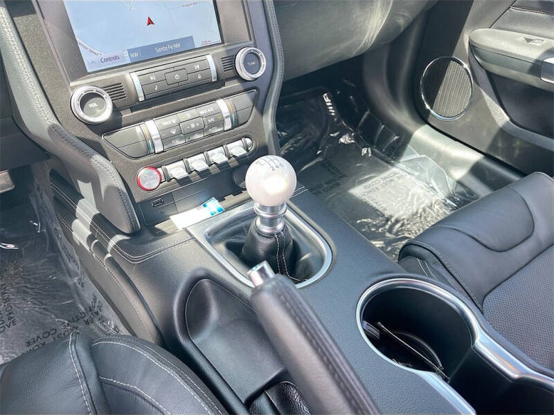 2022 Ford Mustang Mach 1