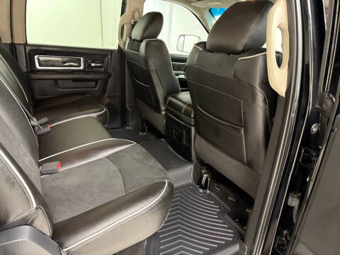 2012 RAM 1500 Laramie Limited