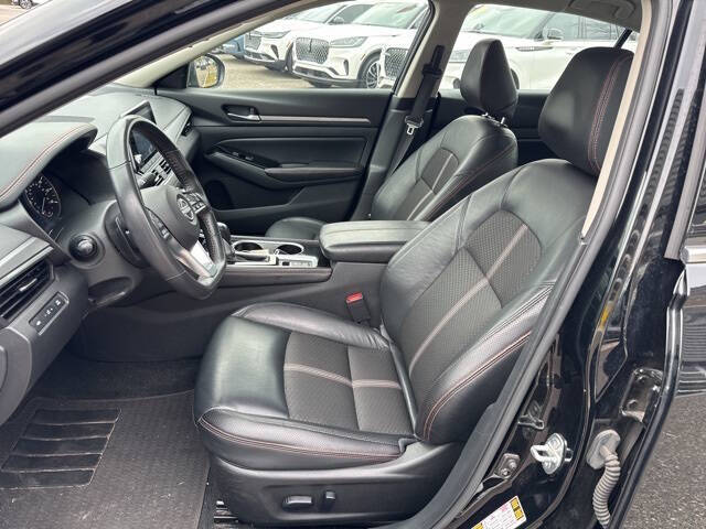 2024 Nissan Altima 2.5 SR