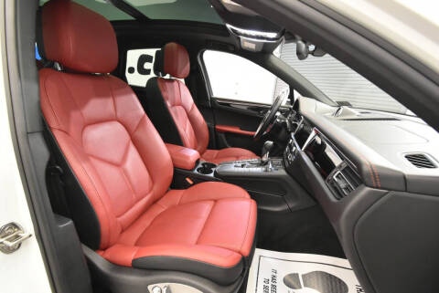 2020 Porsche Macan S