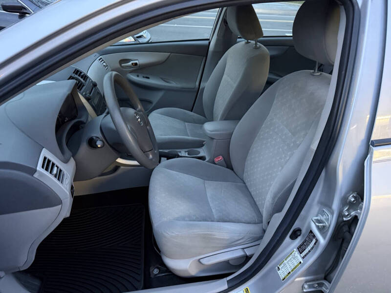 2009 Toyota Corolla LE